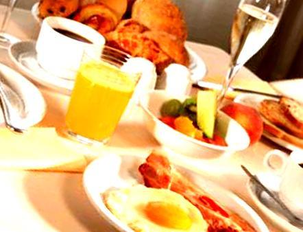 Happy Star Club Inn Belgrade