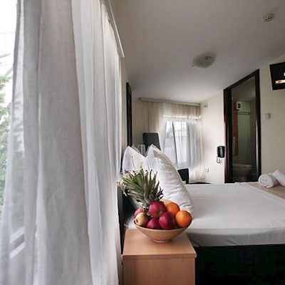 Inn Happy Star Club