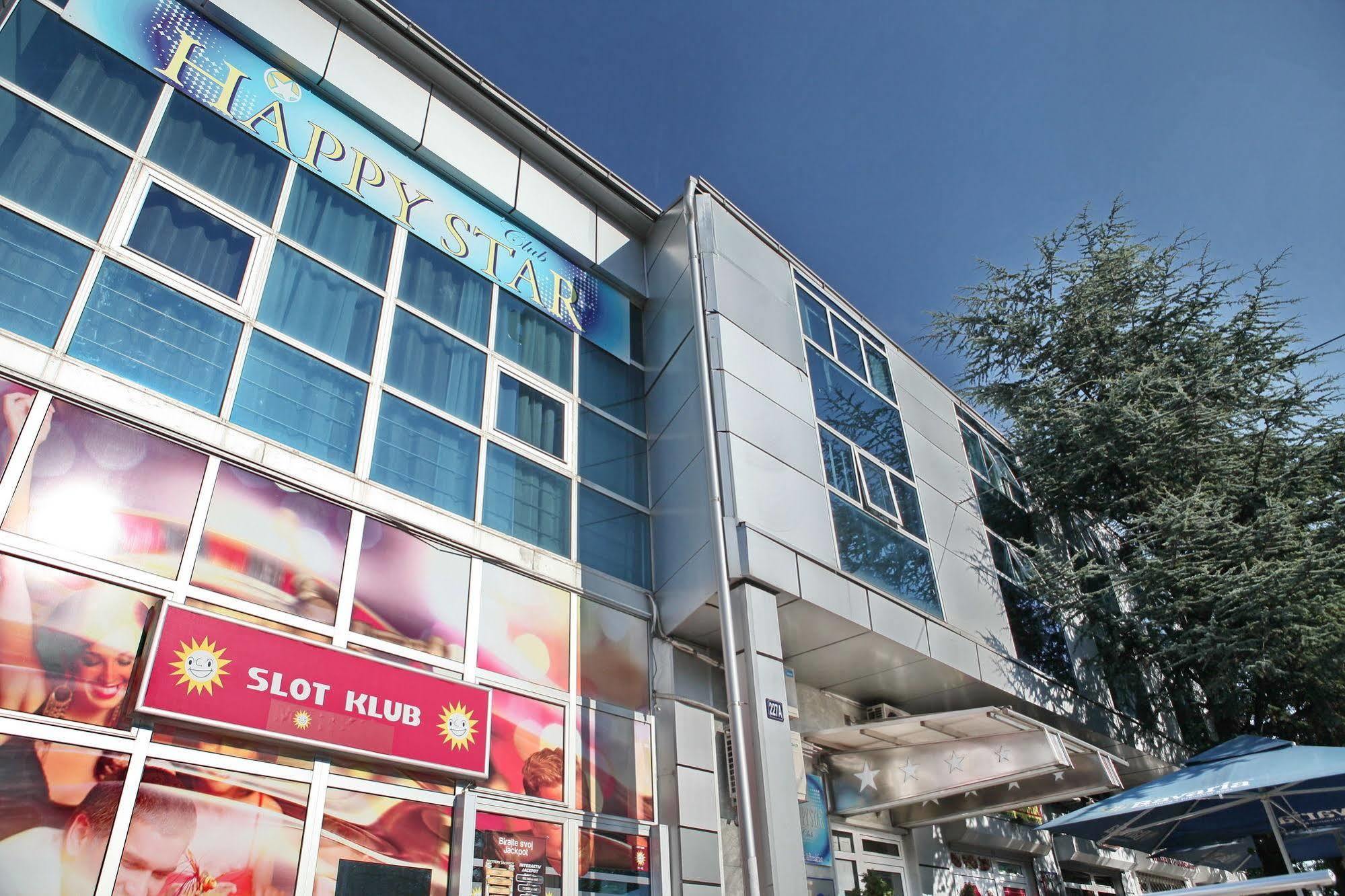 Inn Happy Star Club Belgrade