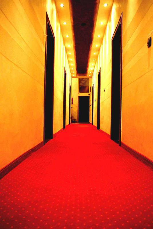 Inn Happy Star Club